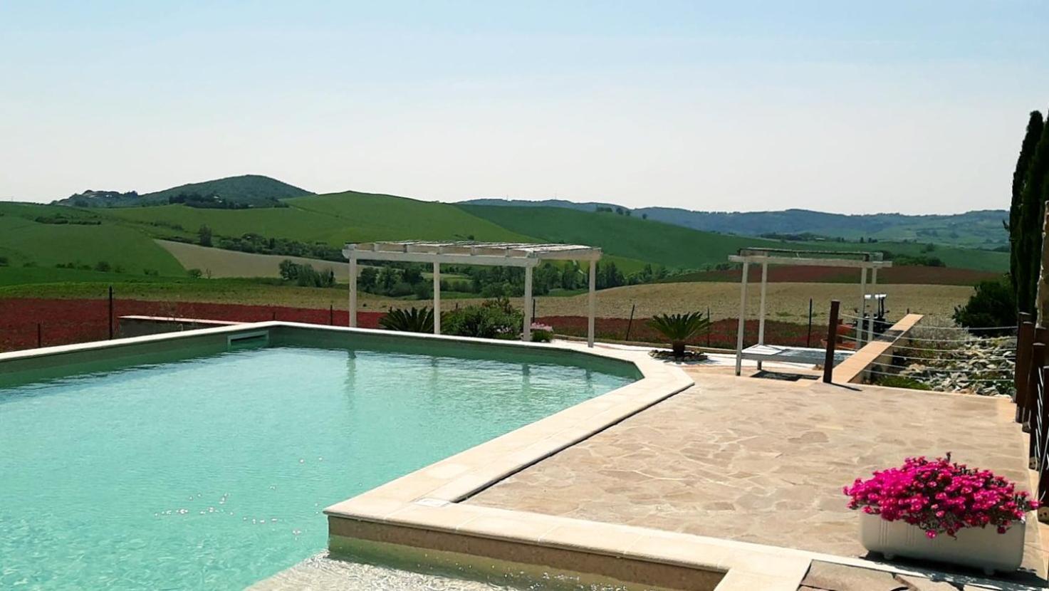 Agriturismo L'Impero 圣塔·卢斯 外观 照片